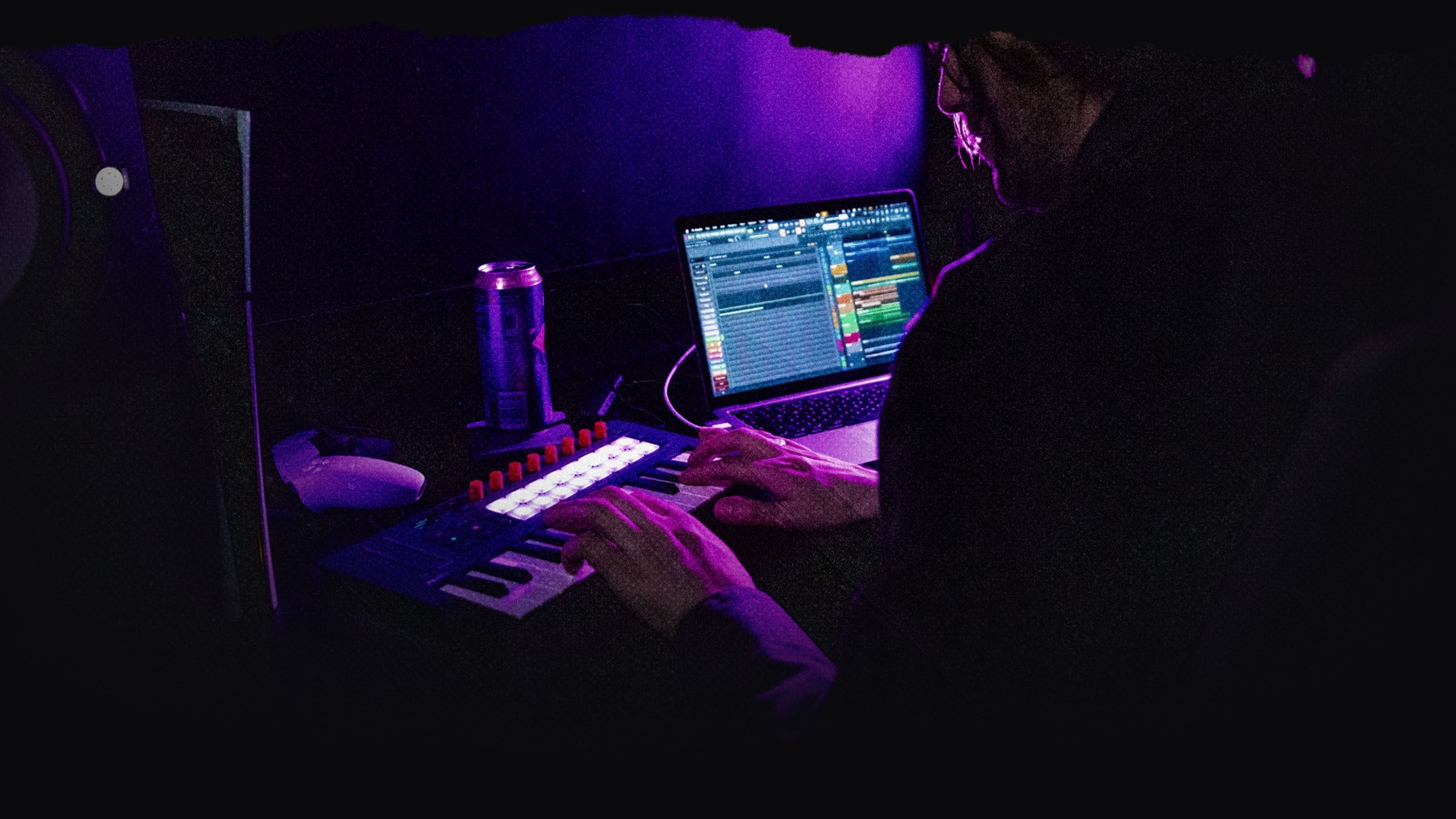 Diseño Portátil Novation FLkey Mini 25