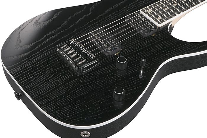 Cuerpo de Fresno Weathered Black