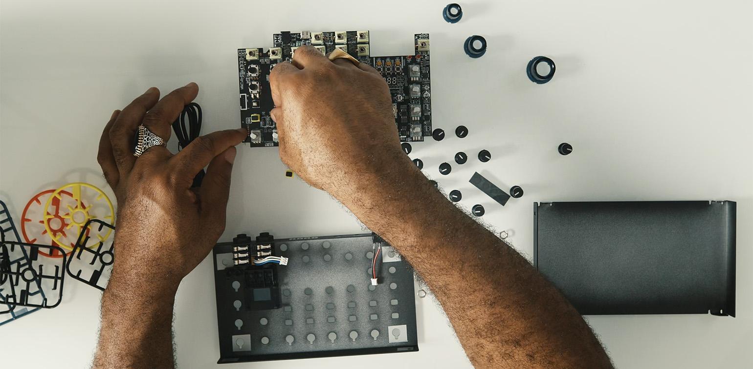 Construcción Robusta Korg NTS-4