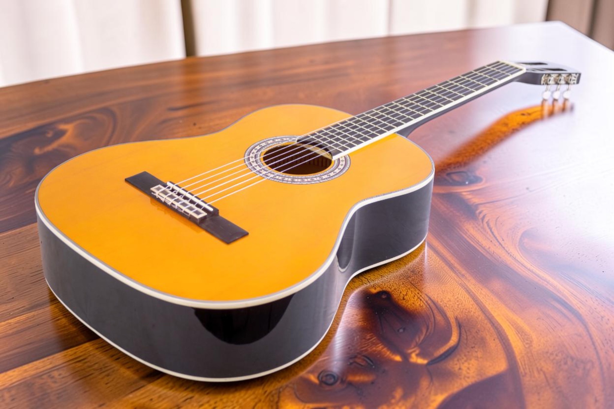 Guitarra Clásica Vizcaya Castilla León 4/4